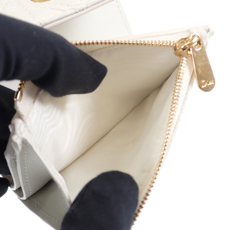 ディオール Dior カロ ハイビスカスウォレット S5175UNID_M030 三つ折り財布 カーフ ホワイト ゴールド金具 レディース【中古】【Aランク】