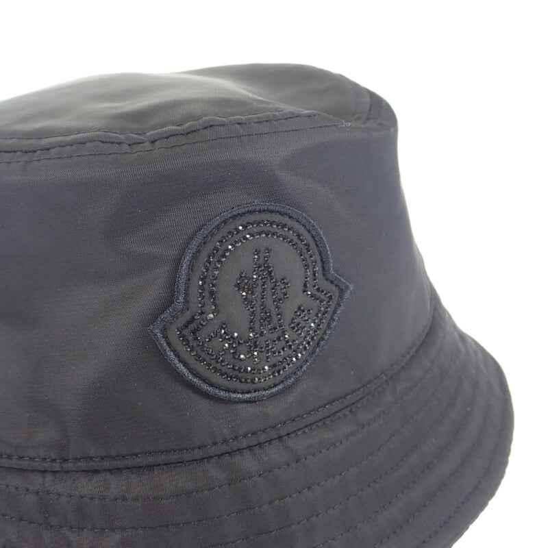 盟可睞 MONCLER 水桶包 I20933B00080_0U282 帽子 緞面 水晶 黑色 男士【中古】【S級】