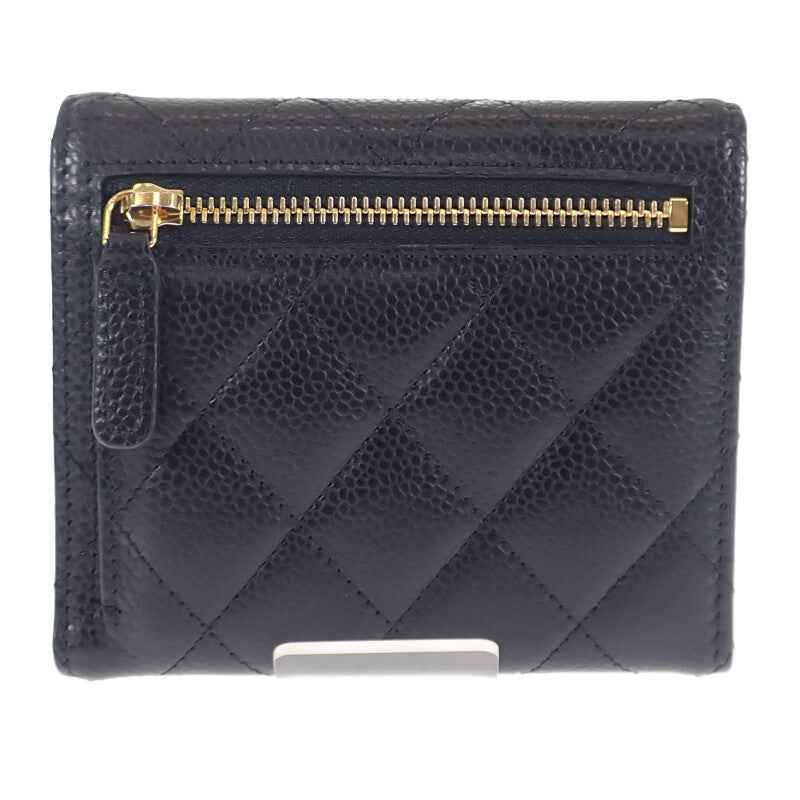 シャネル CHANEL クラシックスモール フラップウォレット AP0231_Y01864_C3906 三つ折り財布 キャビアスキン ブラック ゴールド金具 レディース【中古】【SAランク】