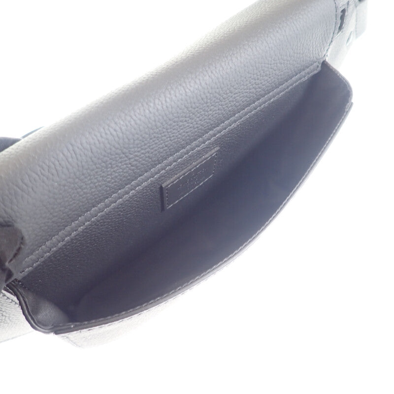 ルイヴィトン LOUIS VUITTON テイクオフ・スリング M57081 ボディバッグ グレインカーフレザー ブラック メンズ【中古】【Aランク】