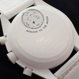 オメガ OMEGA スウォッチ SWATCH ミッショントゥザムーンフェイズ スヌーピー SO33W700 腕時計 セラミック ナイロン クオーツ ホワイト文字盤 メンズ【中古】【Sランク】