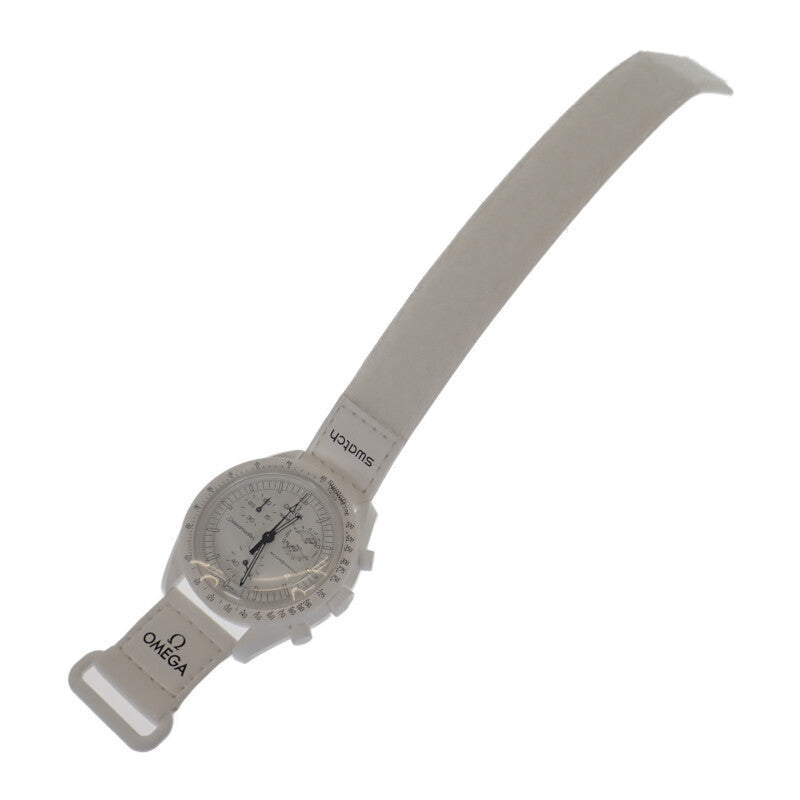 オメガ OMEGA スウォッチ SWATCH ミッショントゥザムーンフェイズ スヌーピー SO33W700 腕時計 セラミック ナイロン クオーツ ホワイト文字盤 メンズ【中古】【Sランク】