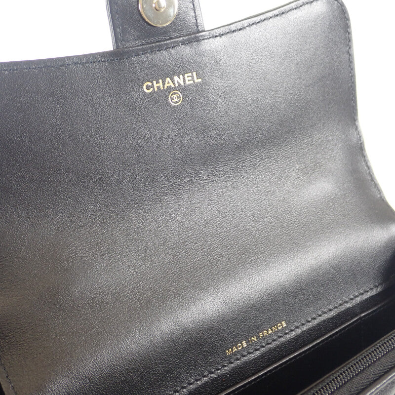 シャネル CHANEL マトラッセ フラップフォンケース AP3226 2WAYバッグ ショルダーバッグ ラムスキン ブラック ゴールド金具 レディース【中古】【Aランク】