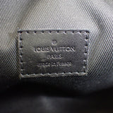 ルイヴィトン LOUIS VUITTON ソフトトランク M55700 ショルダーバッグ トリヨンモノグラム ブラック メンズ【中古】【ABランク】