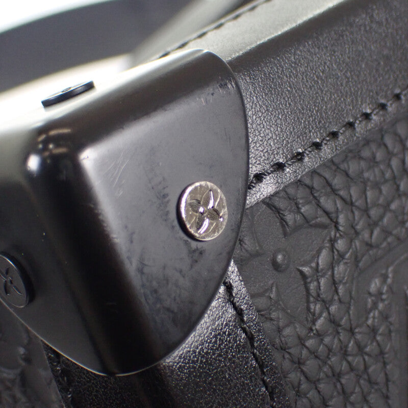 ルイヴィトン LOUIS VUITTON ソフトトランク M55700 ショルダーバッグ トリヨンモノグラム ブラック メンズ【中古】【ABランク】