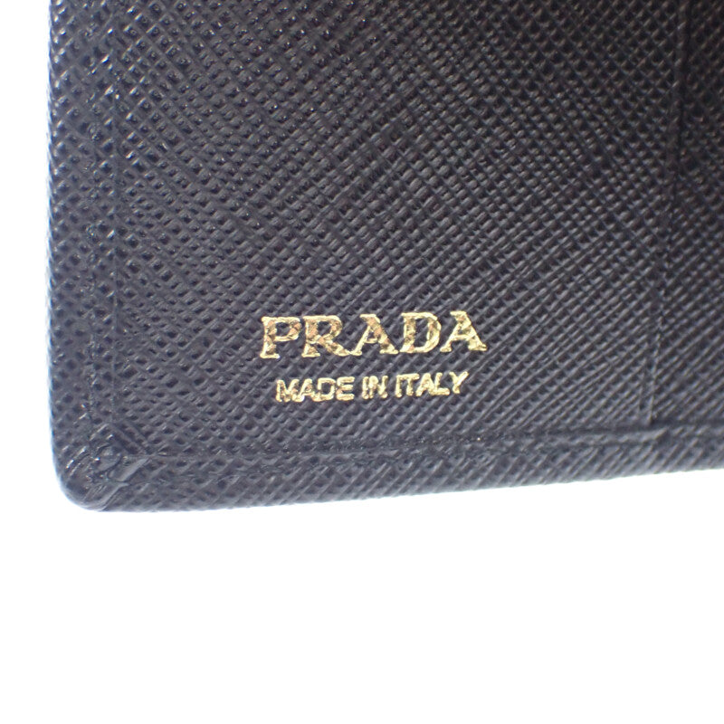 プラダ PRADA Re-Nylon テスートコンパクトウォレット 1MV204 二つ折り財布 サフィアーノ ナイロン ブラック レディース メンズ【中古】【SAランク】