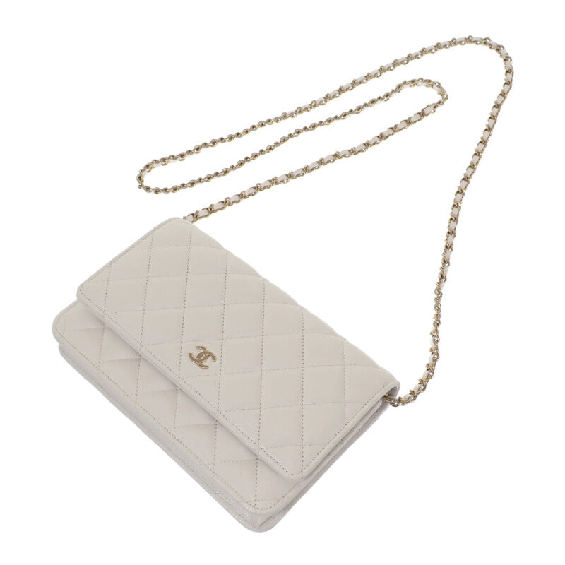 シャネル CHANEL クラシック チェーンウォレット AP0250 ショルダーバッグ キャビアスキン ホワイト ゴールド金具 レディース【中古】【Aランク】