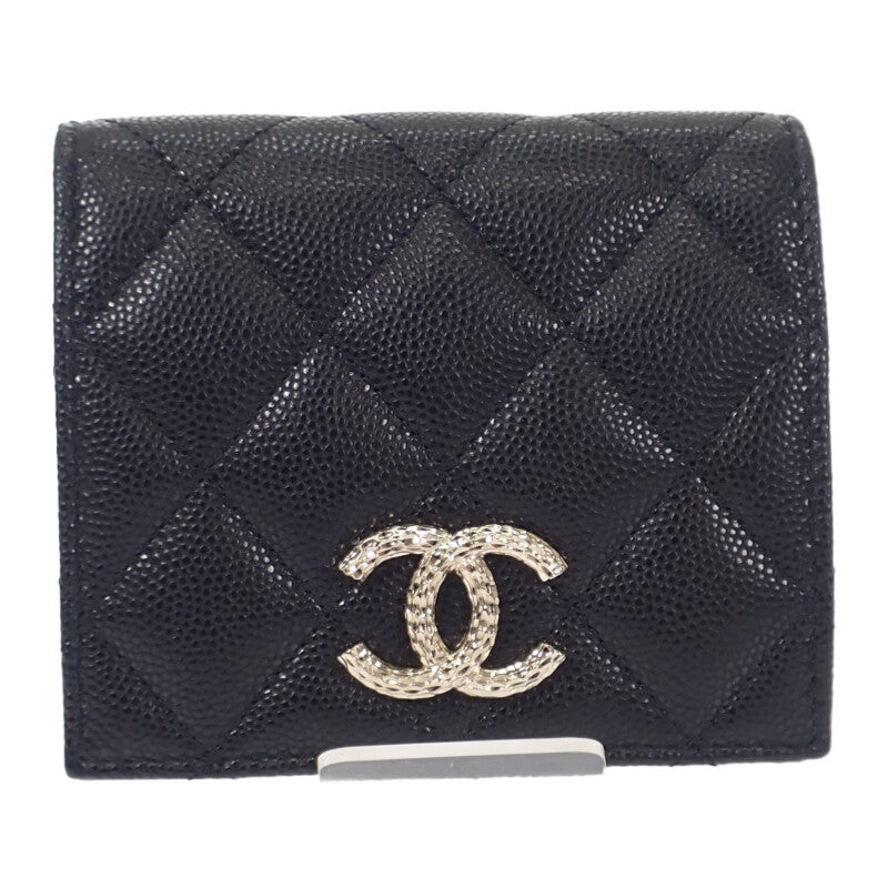 香奈兒 CHANEL Matelasse 緊湊型錢包 AP4248B1821294305 兩摺短夾 魚子醬皮革 黑色 金色金屬配件 女士【中古】【A級】