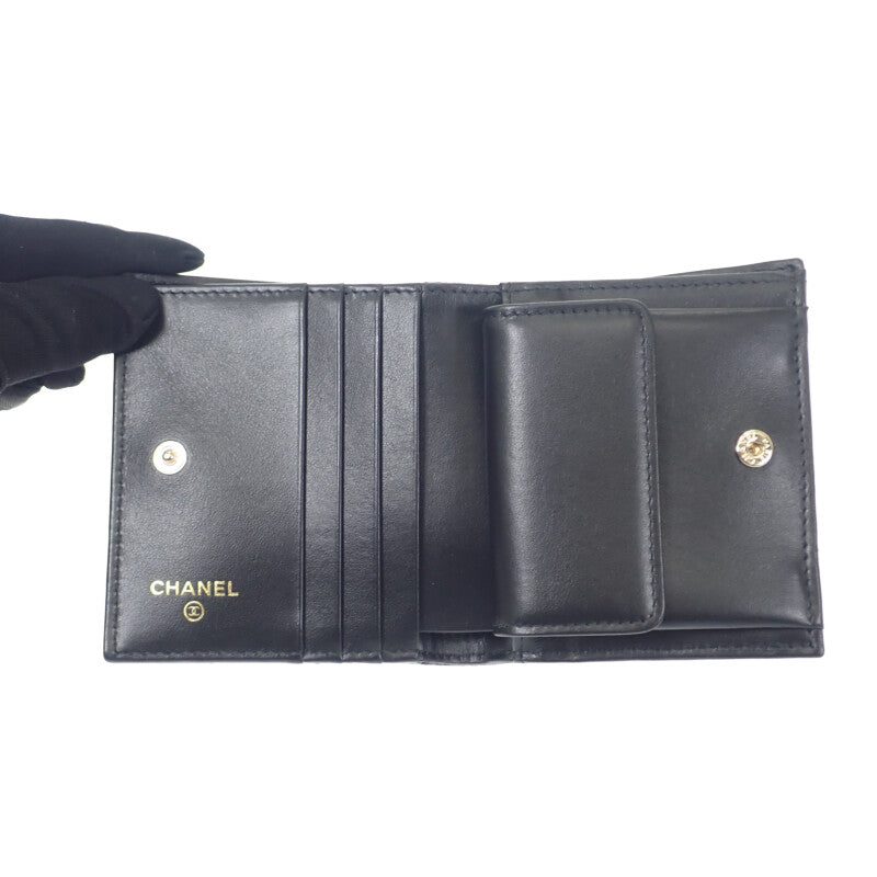 シャネル CHANEL マトラッセ コンパクトウォレット AP4248B1821294305 二つ折り財布 キャビアスキン ブラック ゴールド金具 レディース【中古】【Aランク】