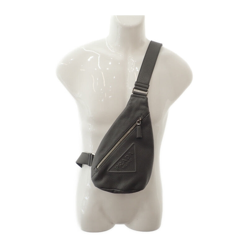 プラダ PRADA ヴィッテロダイノ 2VZ098 ボディバッグ レザー グレー シルバー金具 メンズ【中古】【Aランク】