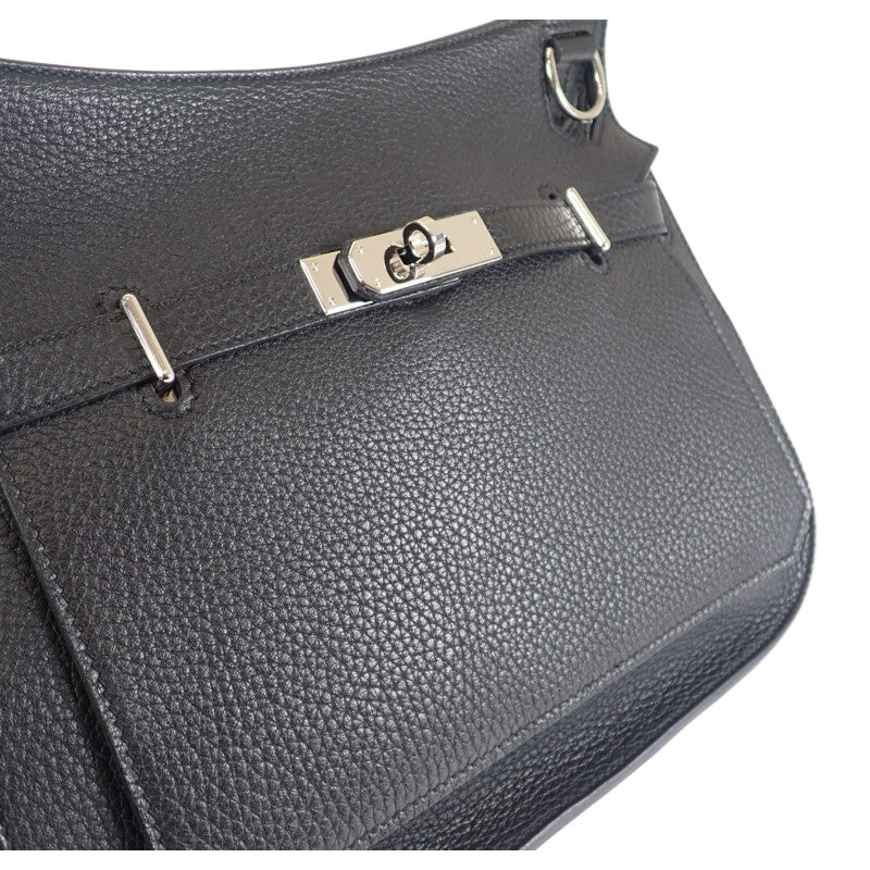 エルメス HERMES ジプシエール28 ショルダーバッグ トリヨンクレマンス ブラック シルバー金具 レディース【中古】【Aランク】