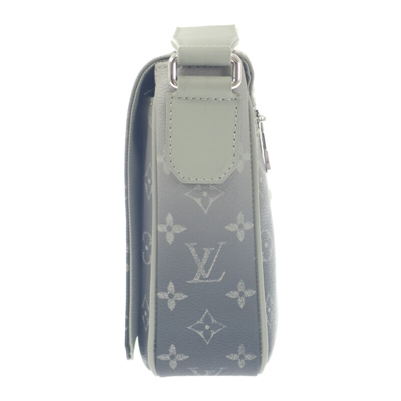 LV 路易威登 LOUIS VUITTON District PM NV3 M11593 肩背包 Monogram Gradient 漸層帆布 卡其色 男士【中古】【A級】