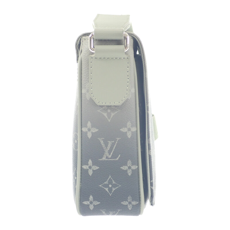 LV 路易威登 LOUIS VUITTON District PM NV3 M11593 肩背包 Monogram Gradient 漸層帆布 卡其色 男士【中古】【A級】