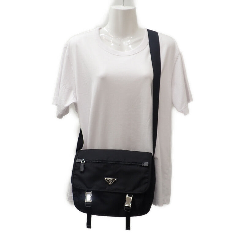 プラダ PRADA テスート 1BD953 ZOT F0002 ショルダーバッグ ナイロン ブラック シルバー金具 メンズ【中古】【Aランク】
