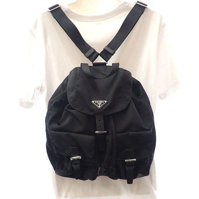 プラダ PRADA バックパック 1BZ811_V44_F0002 リュック・デイパック ナイロン ブラック シルバー金具 レディース【中古】【Aランク】