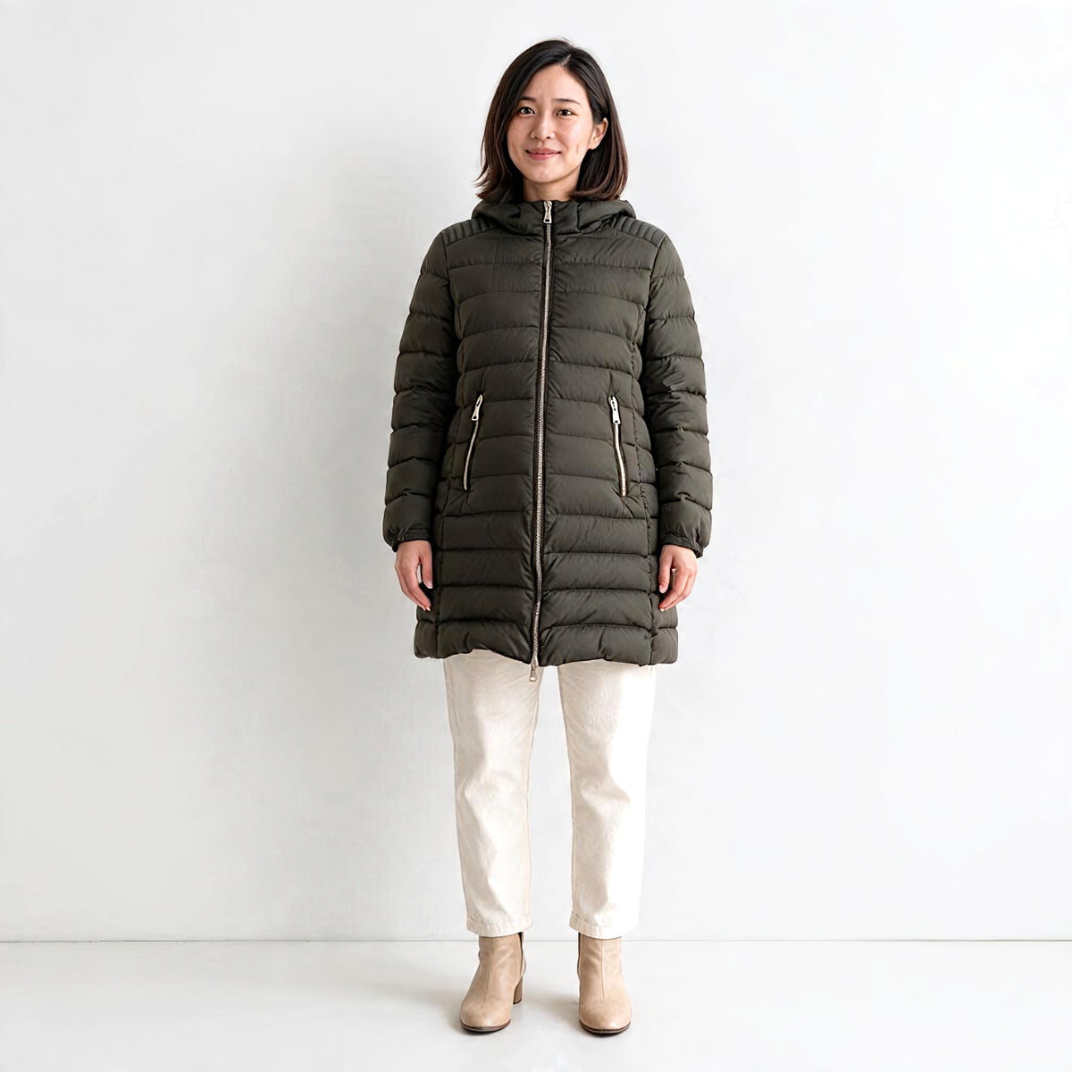盟可睐 MONCLER OROPHIN 长款 羽绒服 3 C20934985305_54155 尼龙 羊皮 军绿色 女士【中古】【AB级】