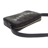 セリーヌ CELINE ミディアムメッセンジャー 194502CIM.38OG ショルダーバッグ PVC ブラック ゴールド金具 レディース【中古】【Aランク】