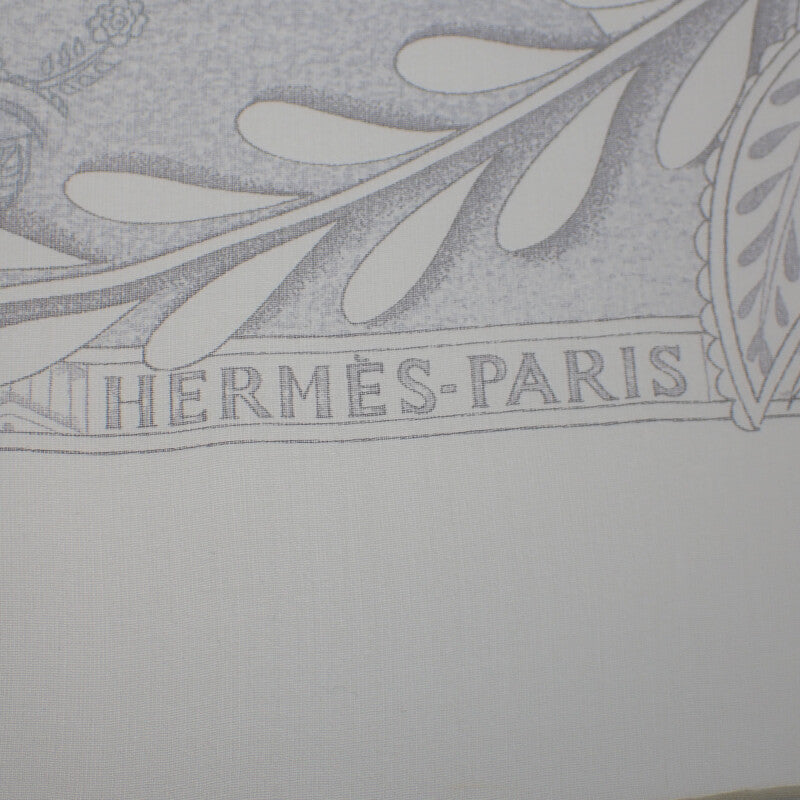 エルメス HERMES カレ90 Les chants du Henne hennaの歌 スカーフ シルク アイボリー グレー レディース【中古】【Aランク】
