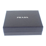 プラダ PRADA サフィアーノトライアングル 1MC110_QHH_F0632 カードケース サフィアーノ ブラック シルバー金具 レディース メンズ【中古】【Aランク】