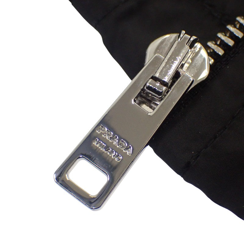 プラダ PRADA トライアングルロゴ Re-Nylon 44 29O597 Q04 002 ナイロンジャケット ナイロン ブラック レディース メンズ【中古】【Aランク】