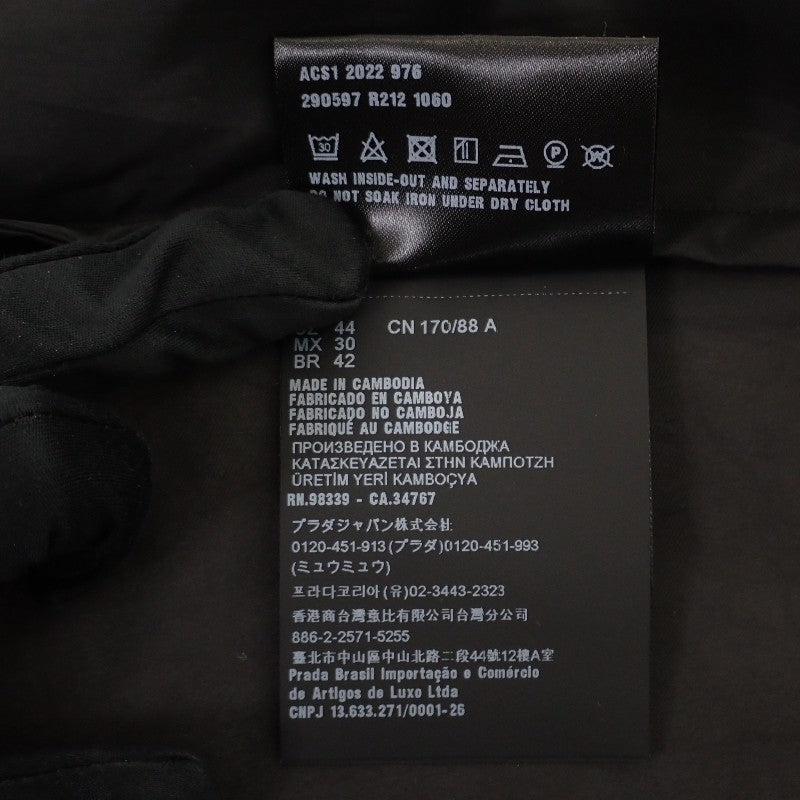 プラダ PRADA トライアングルロゴ Re-Nylon 44 29O597 Q04 002 ナイロンジャケット ナイロン ブラック レディース メンズ【中古】【Aランク】