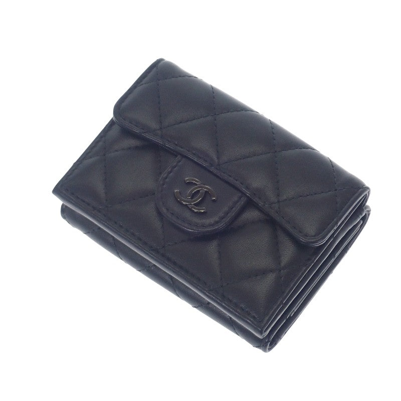 シャネル CHANEL スモールフラップウォレット AP0230_B13639 三つ折り財布 ラムスキン ソーブラック レディース【中古】【Aランク】