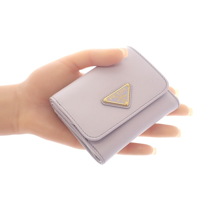プラダ PRADA シティカーフ タブ財布 1MH043_2CNP_F0230 三つ折り財布 カーフ パープル グリーチネ ゴールド金具 レディース【中古】【Aランク】