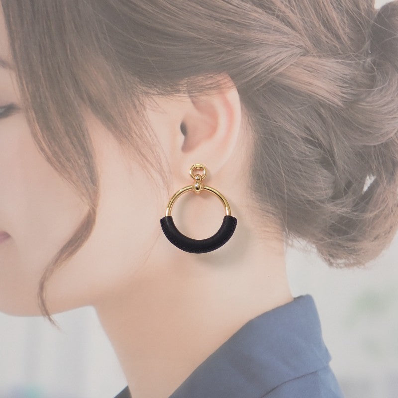 エルメス HERMES ループ グラン ピアス メタル レザー ゴールド ブラック レディース【中古】【Aランク】