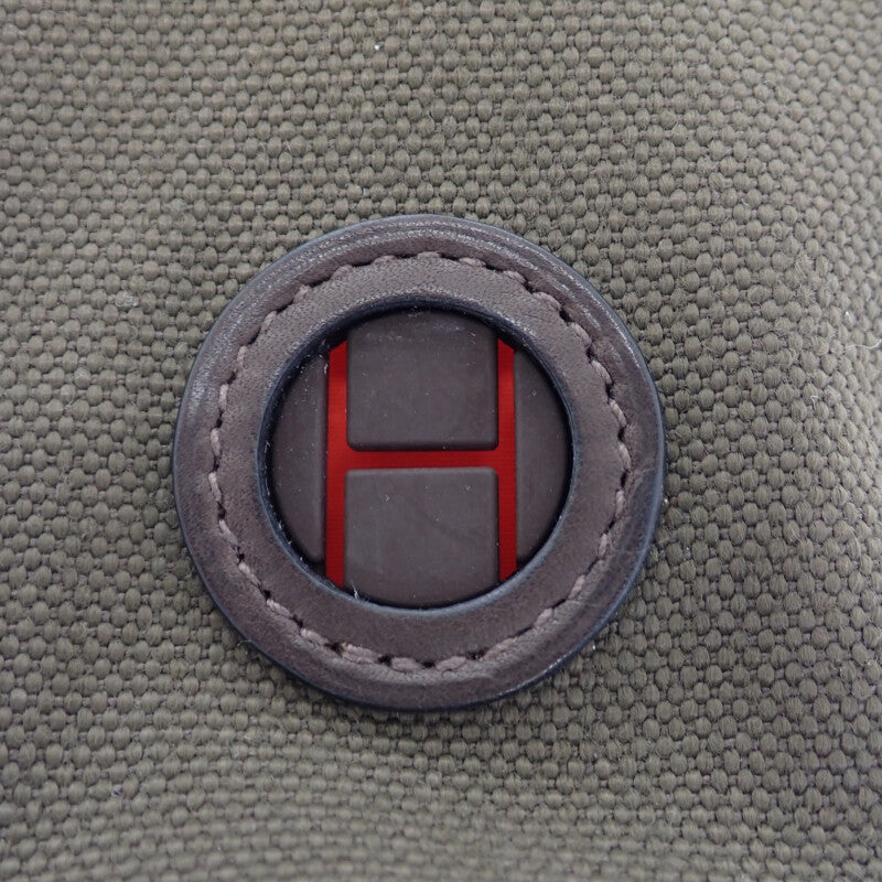 エルメス HERMES 犬用トリーツポーチ H800617EKAA ポーチ コーティングキャンバス レザー カーキ フー シルバー金具 レディース メンズ ユニセックス【中古】【Aランク】