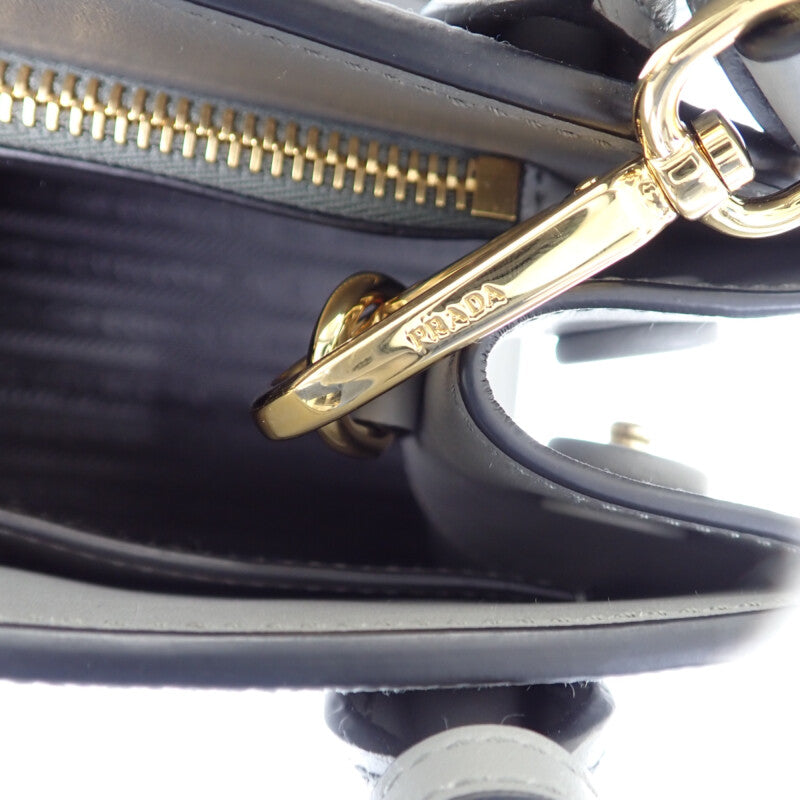 プラダ PRADA モノクローム 1BA156 ハンドバッグ サフィアーノ グレー ゴールド金具 レディース【中古】【Aランク】