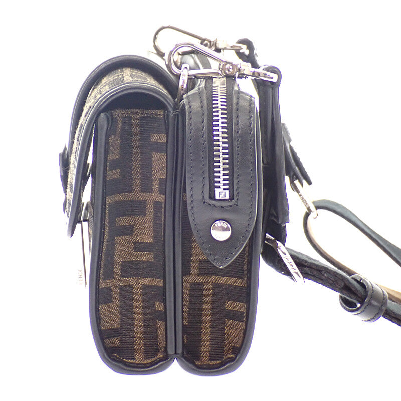 FENDI 芬迪 Baguette Double 7VA649ALWKF0L3T 單肩包 皮革 FF緹花 棕色 黑色 銀色五金 女士【中古】【A級品】