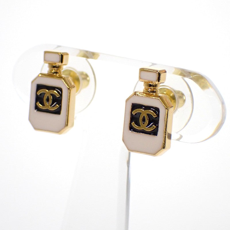 シャネル CHANEL ココマーク ABF078 ピアス メタル ホワイト ゴールド金具 レディース【中古】【Aランク】