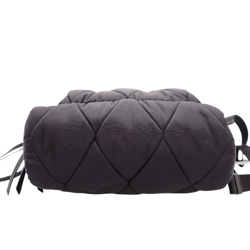 プラダ PRADA キルティング 1BZ052_2BYV_F0002 ボディバッグ ナイロン ブラック シルバー金具 メンズ レディース【中古】【Aランク】