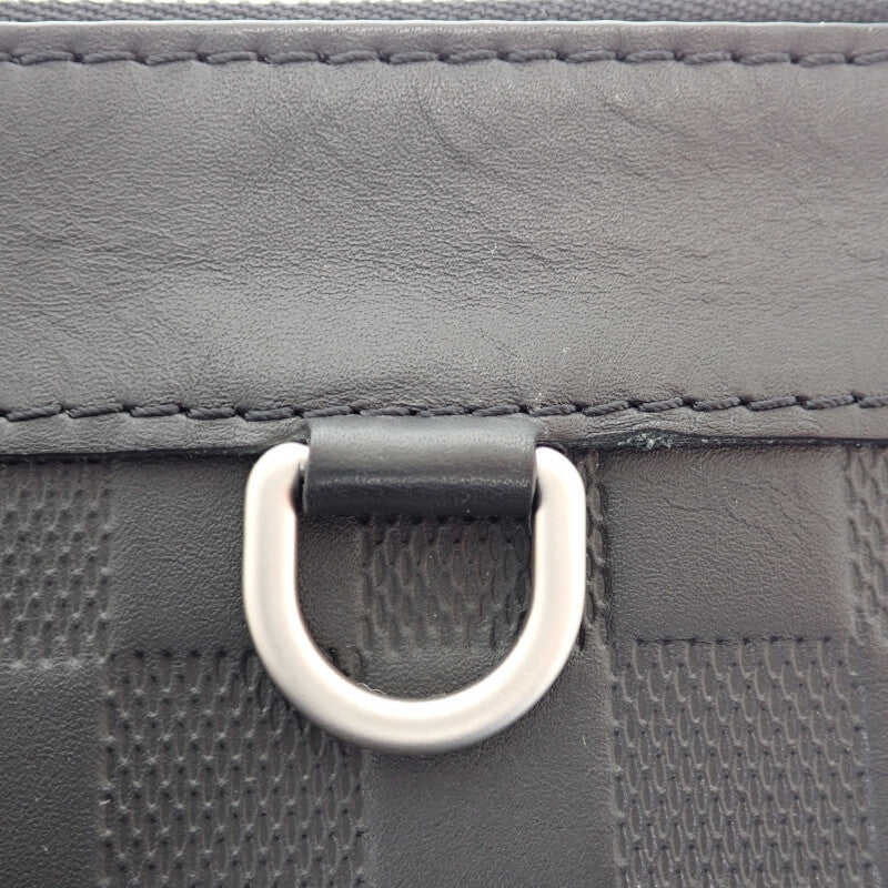 ルイヴィトン LOUIS VUITTON ポシェット ディスカバリー N60112 クラッチバッグ ダミエ・アンフィニ ブラック シルバー金具 メンズ【中古】【ABランク】