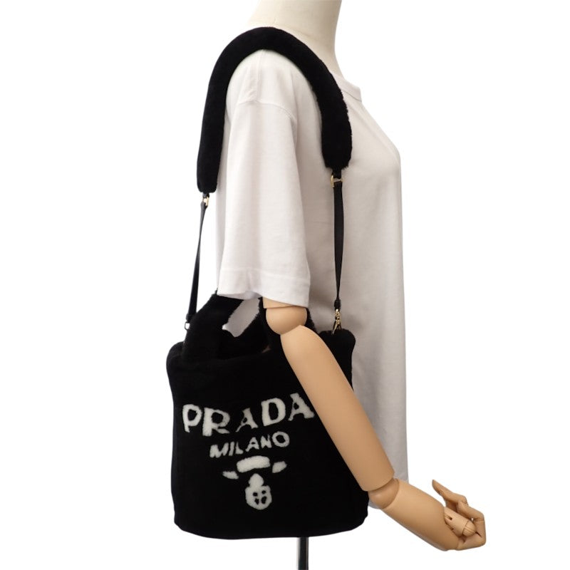 プラダ PRADA シアリング トートバッグ 1BG447 2EC9 F0IAU 2WAYバッグ ショルダーバッグ シープレザー 羊毛 ブラック ホワイトロゴ ゴールド金具 レディース【中古】【Aランク】