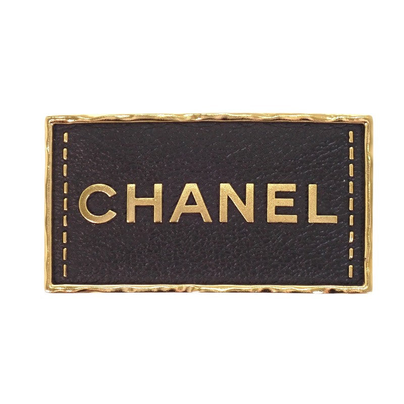 シャネル CHANEL ロゴプレート ABA771 ブローチ メタル レザー ゴールド ブラック レディース【中古】【Aランク】