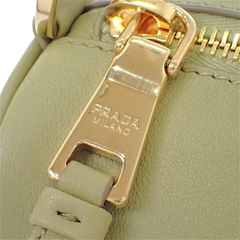 プラダ PRADA レザーポーチ 1BC239 ショルダーバッグ ハンドバッグ レザー グリーン カーキ ゴールド金具 レディース【中古】【Aランク】