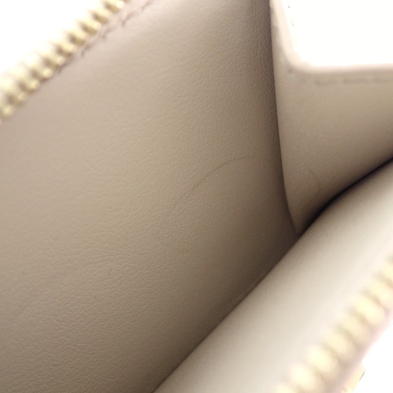 セリーヌ CELINE ファインストラップウォレット 10M963GHH.01CR 三つ折り財布 カーフ ベージュ クリーム ゴールド金具 レディース【中古】【Aランク】