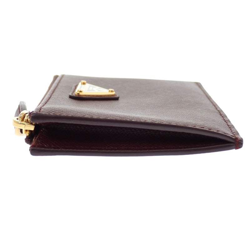プラダ PRADA トライアングル 1MC086_QHH_F0007 カードケース サフィアーノ ボルドー バーガンディ ゴールド金具 レディース【中古】【Aランク】