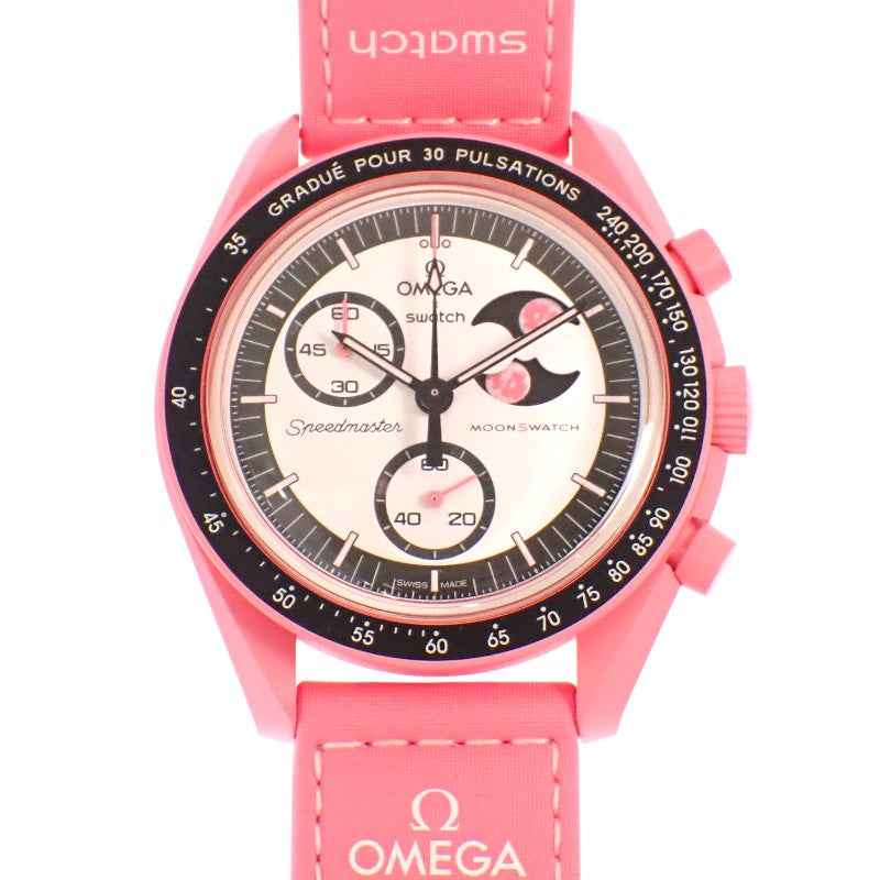スウォッチ Swatch オメガ OMEGA ミッショントゥザピンク ムーンフェイズ 限定 S033P700 腕時計 セラミック ナイロン ピンク クオーツ ホワイト文字盤 メンズ レディース【中古】【Aランク】