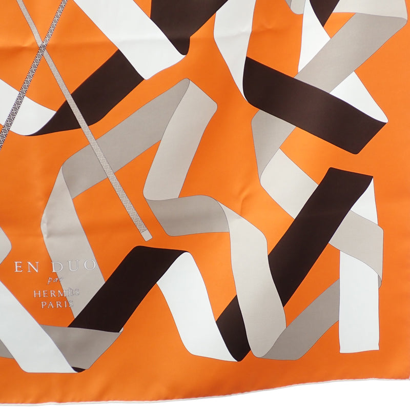 エルメス HERMES カレ90 EN DUO PAR スカーフ シルク オレンジ レディース【中古】【Aランク】