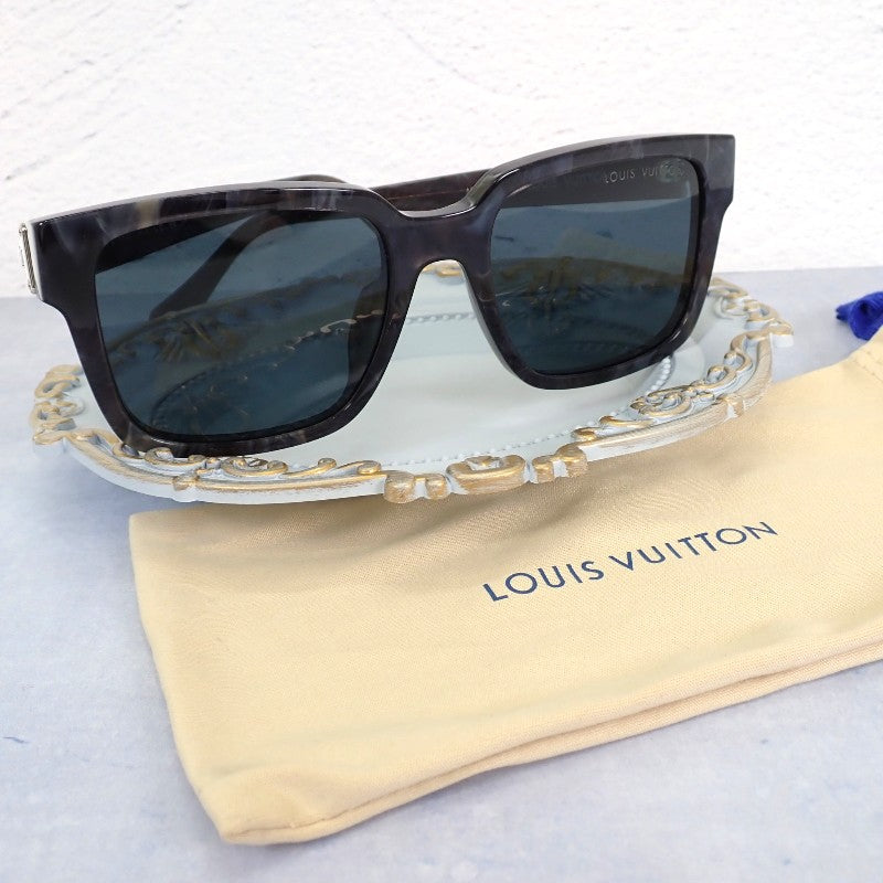 ルイヴィトン LOUIS VUITTON LVグライド・スクエア Z1693E サングラス アセテート ネイビー シルバー金具 54□20 150 メンズ【中古】【Aランク】