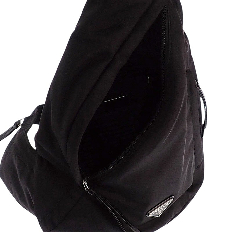 プラダ PRADA ワンショルダー バックパック 2VZ092_2DMG ボディバッグ ショルダーバッグ レザー Re-Nylon ブラック シルバー金具 メンズ【中古】【ABランク】