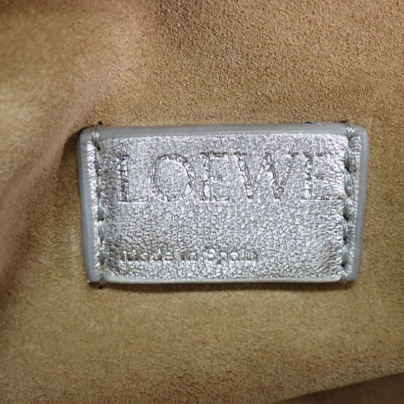 ロエベ LOEWE フラメンコパース ミディアム A411FCRX47 2WAYバッグ ショルダーバッグ ラミネートラムスキン シルバー シルバー金具 レディース【中古】【Aランク】