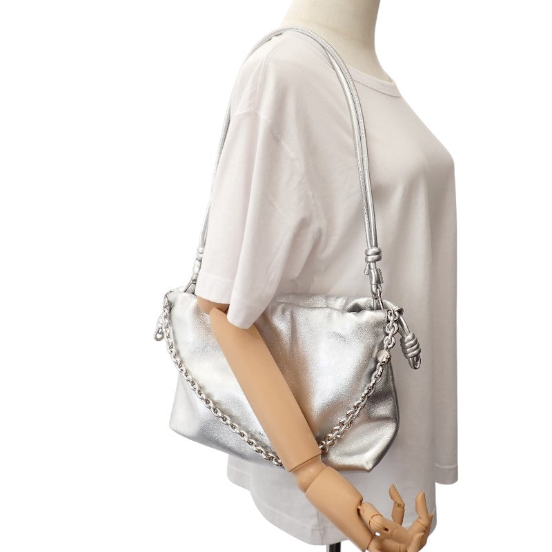 ロエベ LOEWE フラメンコパース ミディアム A411FCRX47 2WAYバッグ ショルダーバッグ ラミネートラムスキン シルバー シルバー金具 レディース【中古】【Aランク】