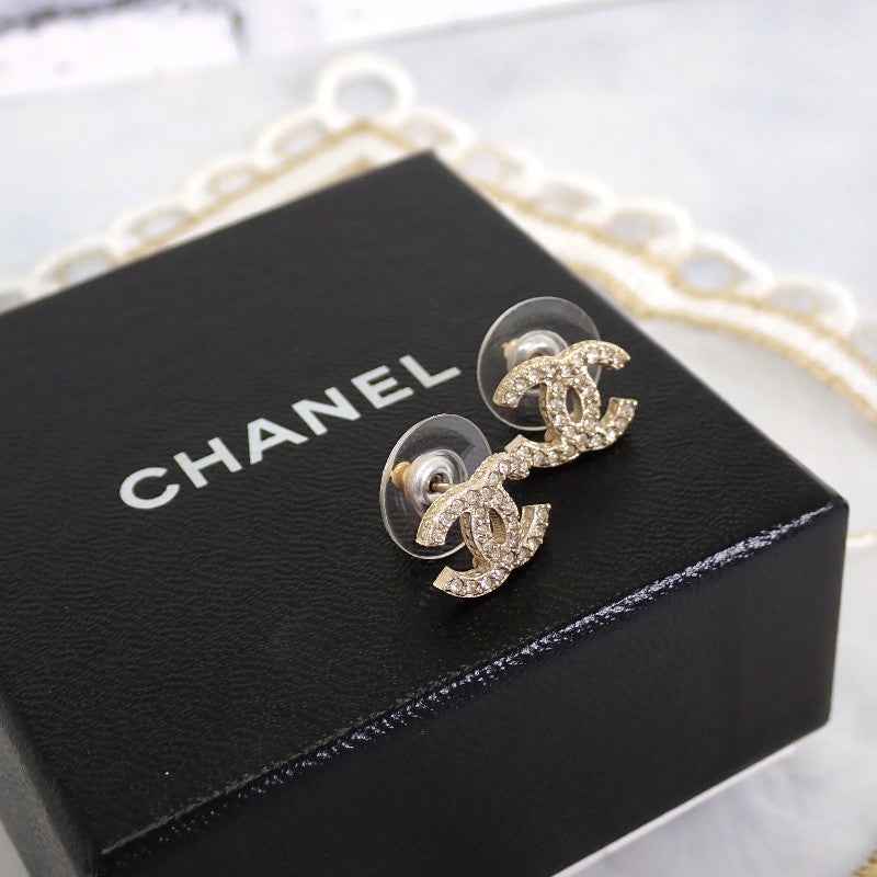 シャネル CHANEL ココマーク B16V刻印 ピアス メタル クリスタル ゴールド金具 レディース【中古】【Aランク】