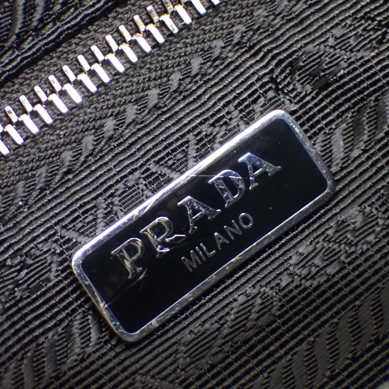 プラダ PRADA キルティングナイロンミニ 1BH026 2WAYバッグ Re-Nylon ブラック シルバー金具【中古】【Aランク】