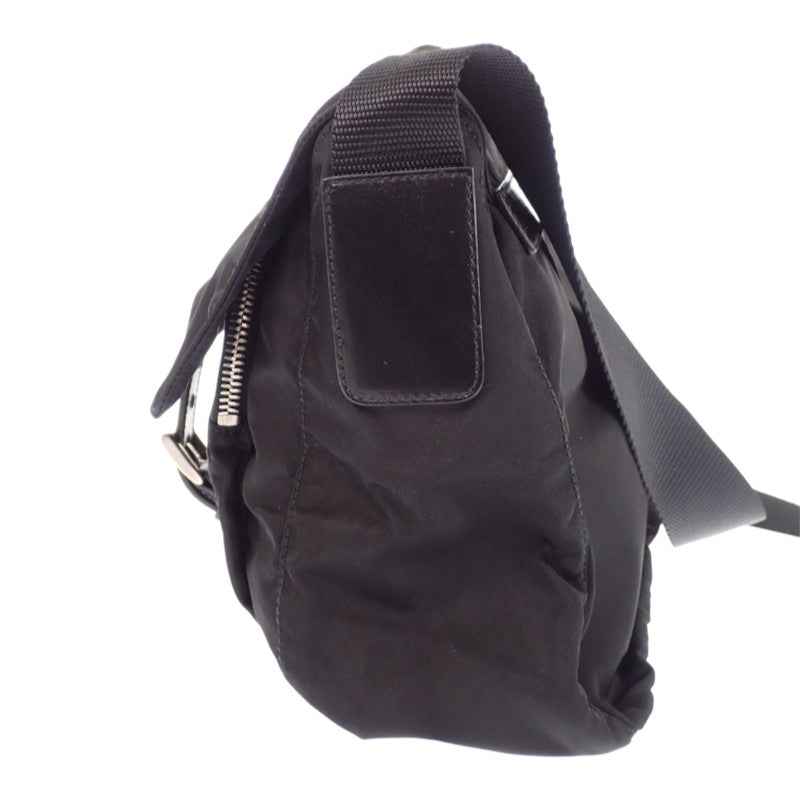 プラダ PRADA トライアングル BT8994 ショルダーバッグ ナイロン ブラック シルバー金具 メンズ レディース【中古】【ABランク】