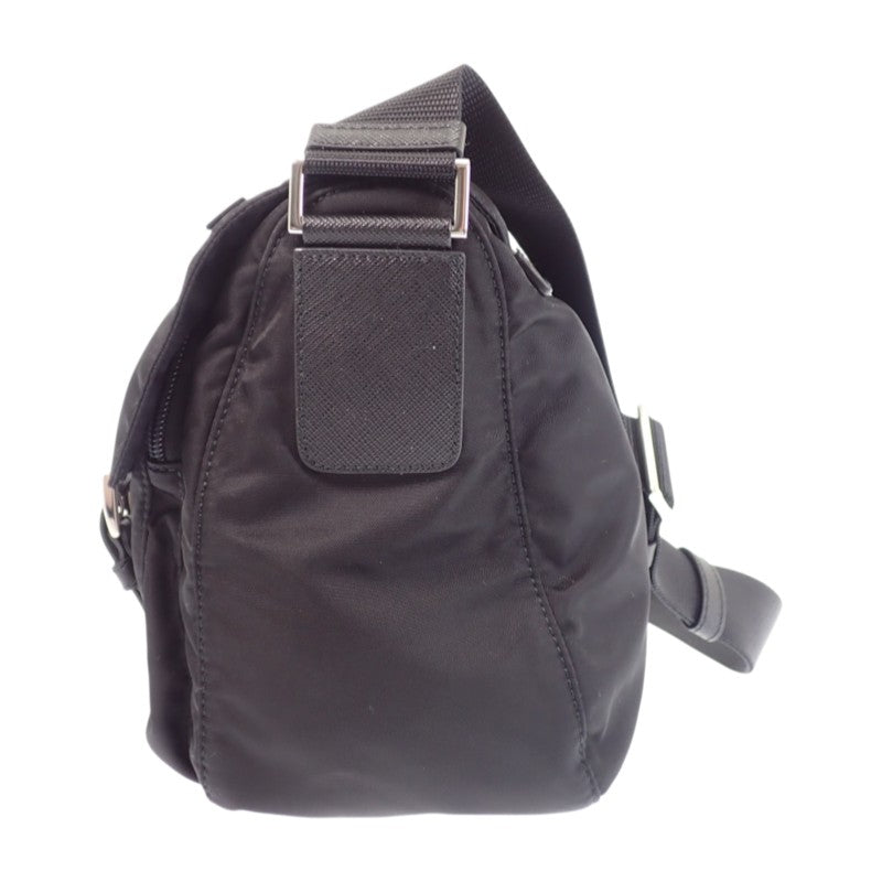 プラダ PRADA Re-Nylon ショルダー 1BD953 ショルダーバッグ ナイロン ブラック シルバー金具 メンズ レディース【中古】【Aランク】