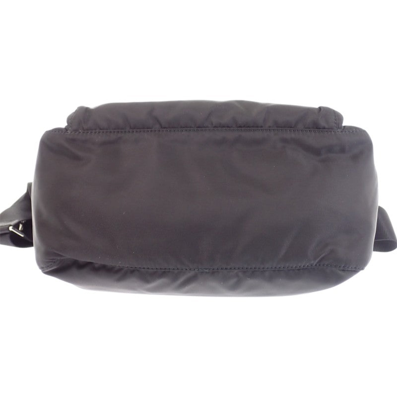 プラダ PRADA Re-Nylon ショルダー 1BD953 ショルダーバッグ ナイロン ブラック シルバー金具 メンズ レディース【中古】【Aランク】